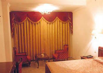 De Park Hotel Shimla Exterior photo